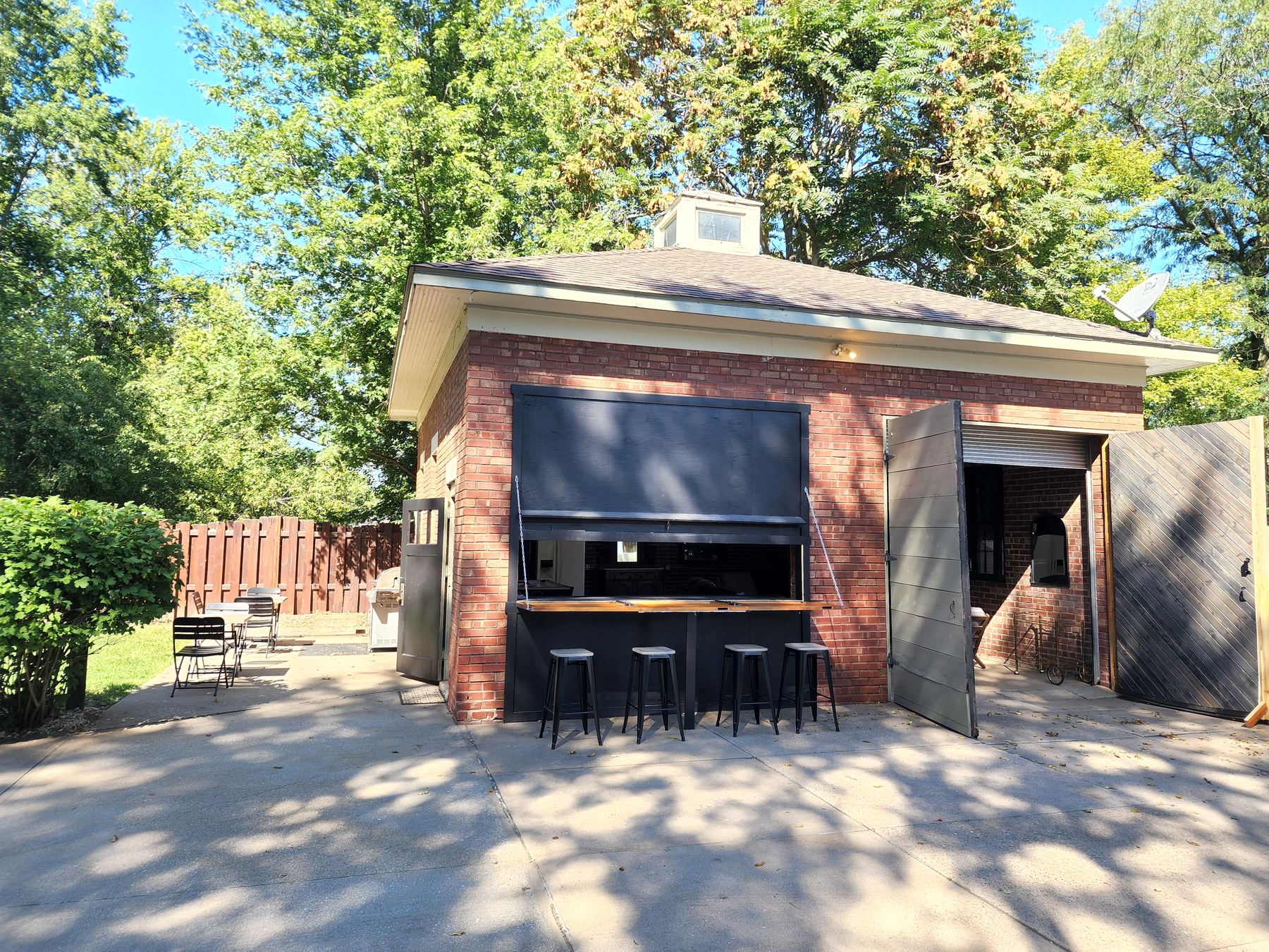 Carriage House photo