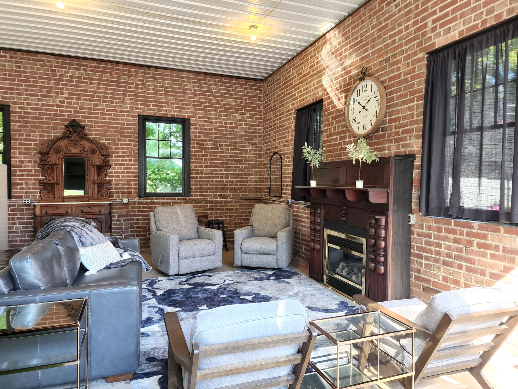 Carriage House photo
